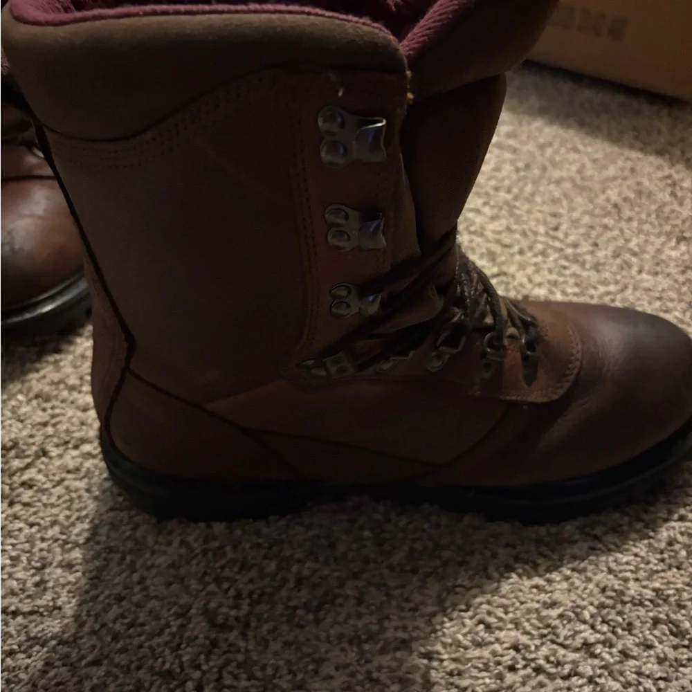 Cabela’s hunting boots